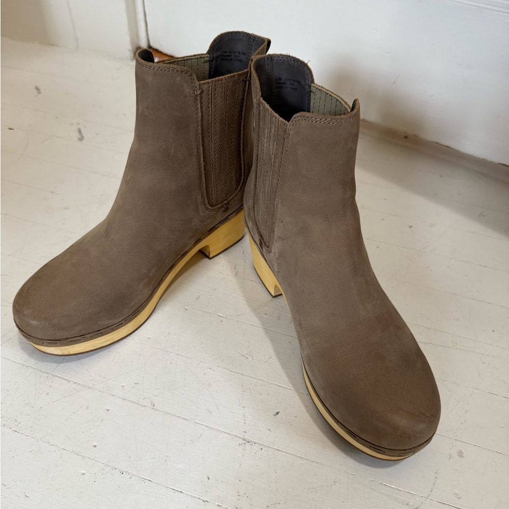 Frye and Co.Taupe Suede Clog Booties.